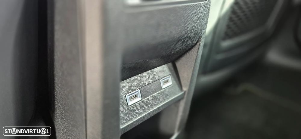 Peugeot 308 SW 1.6 Hybrid GT e-EAT8 - 43