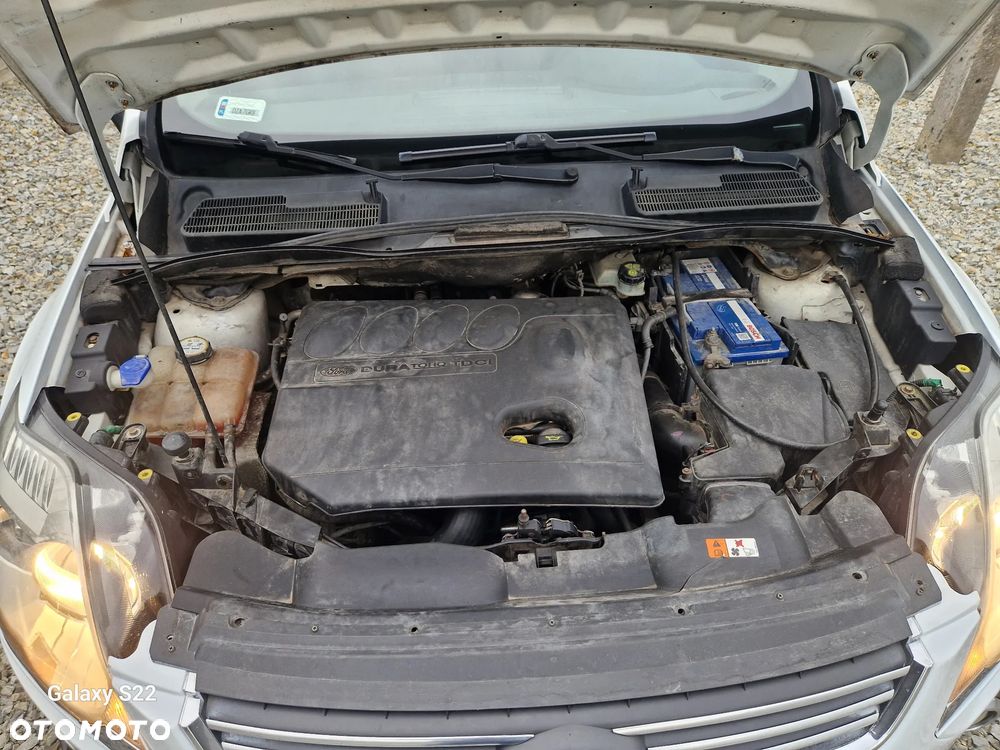 Ford Kuga - 14