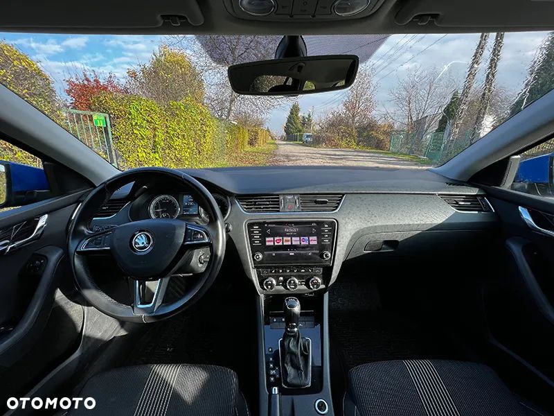 Skoda Octavia 2.0 TDI Style DSG - 5