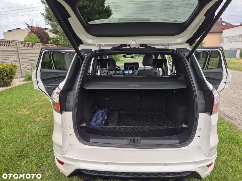 Ford Kuga 2.0 TDCi 4x4 ST-Line - 21