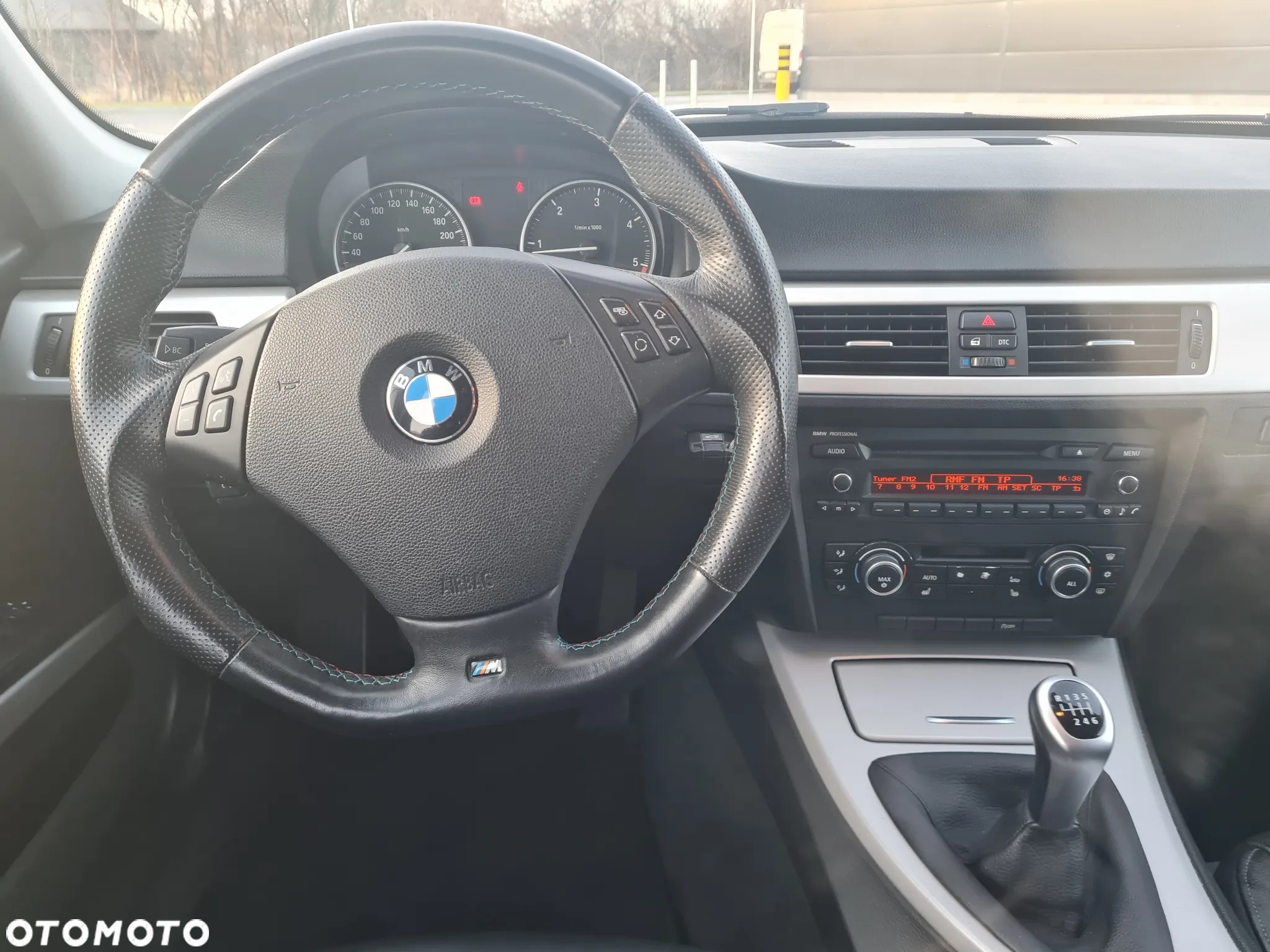 BMW Seria 3 320d - 15