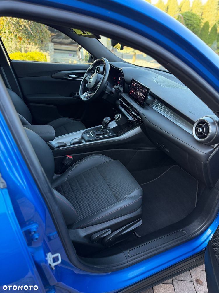 Alfa Romeo Tonale 1.5 T4 GSE mHEV Super DCT - 8