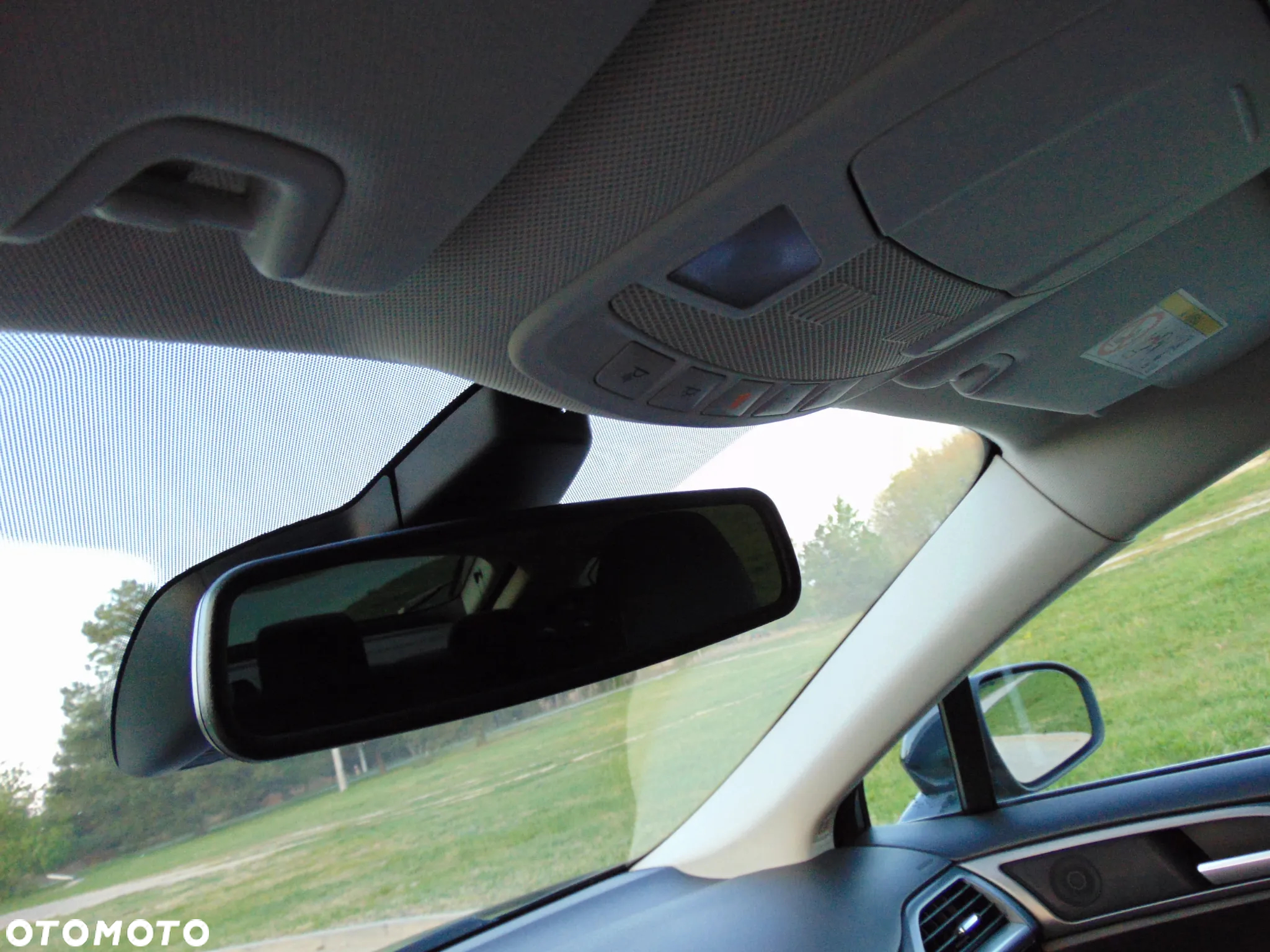 Ford Mondeo 2.0 EcoBoost Start-Stopp Autom Titanium - 24