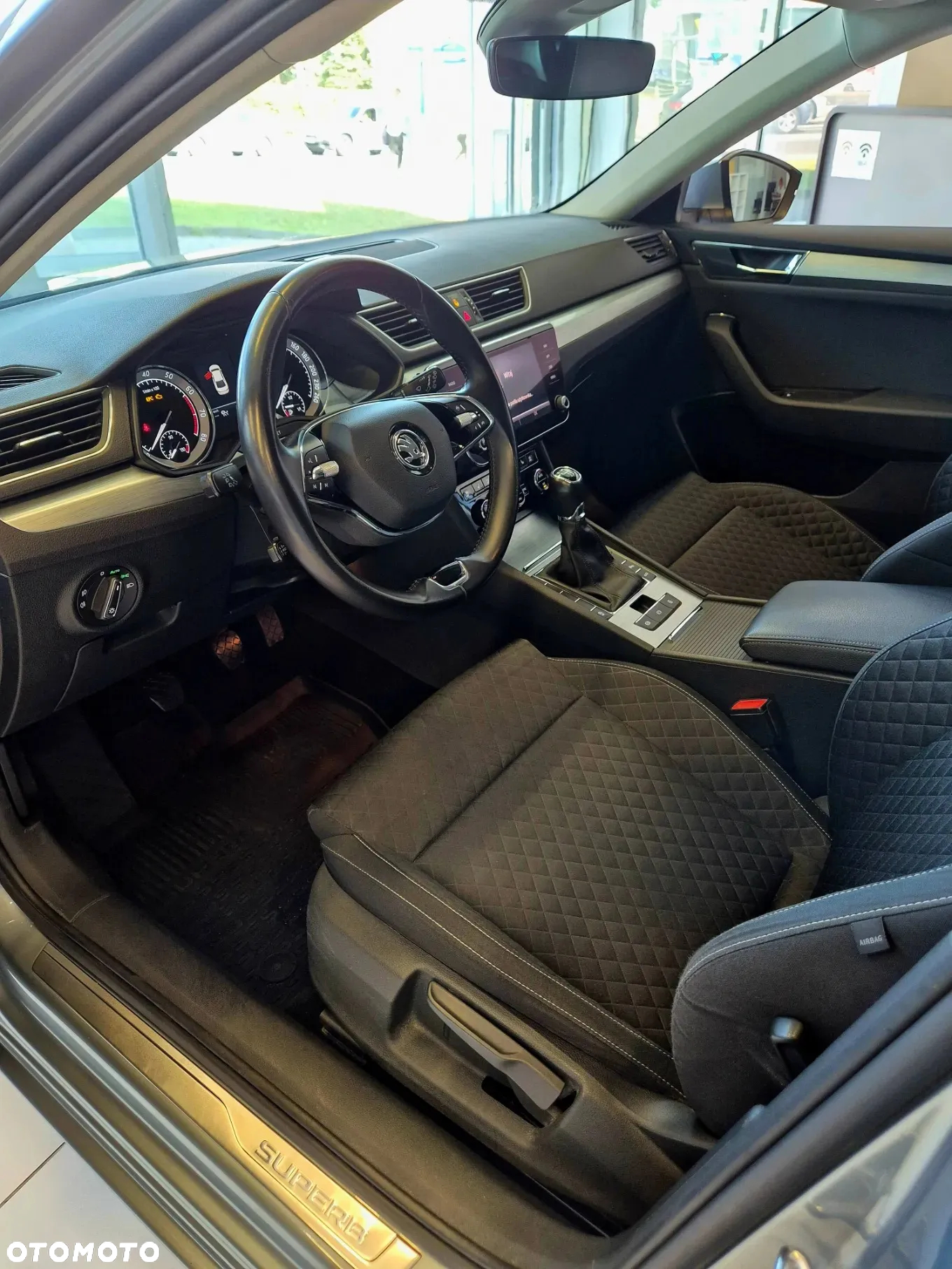 Skoda Superb 1.5 TSI Ambition - 10