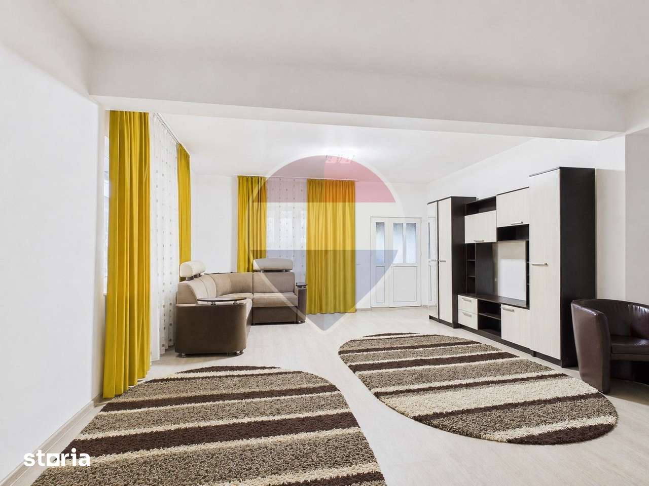 Casa cu 5 camere si magazin alimentar, functional, teren 1715 mp - Imagine principală: 2/20