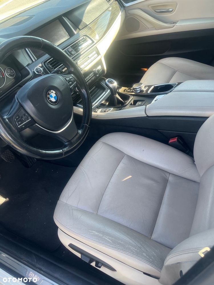 BMW Seria 5 520d Luxury Line - 6