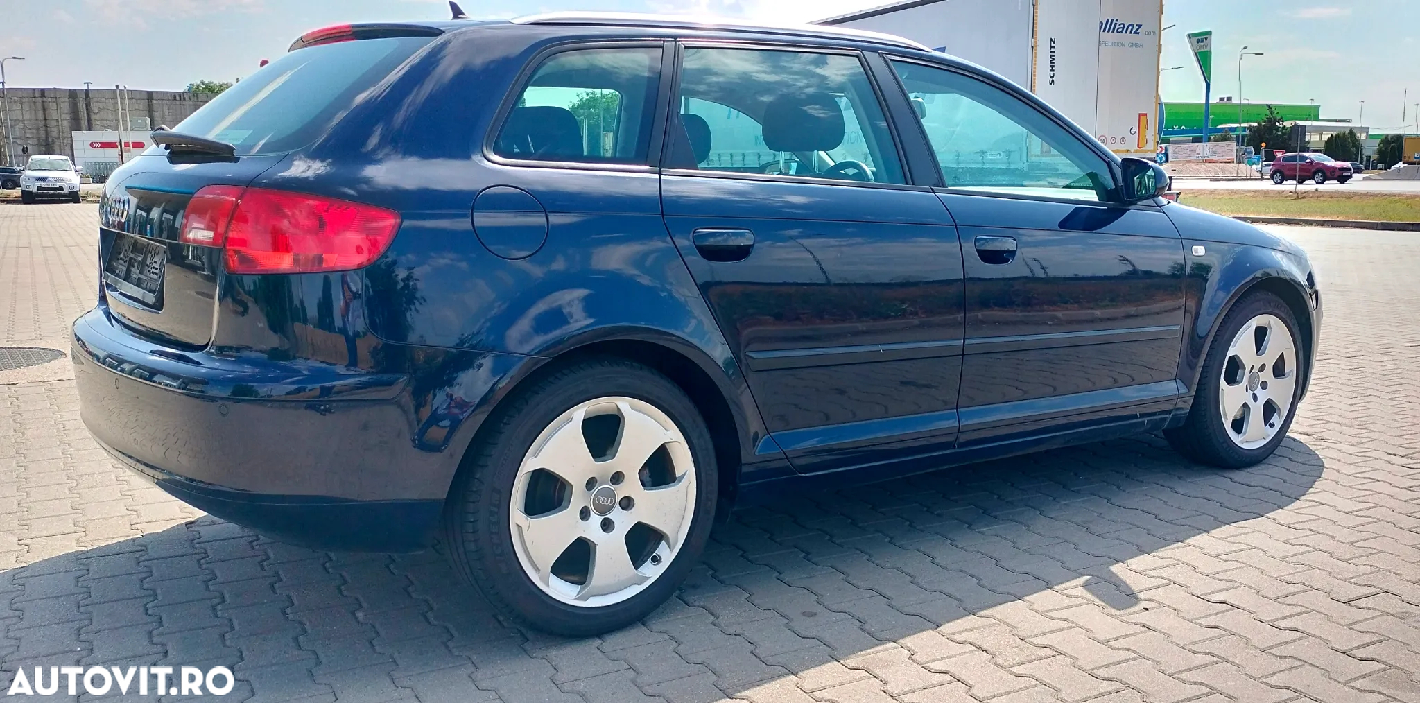 Audi A3 2.0 TDI Sportback DPF (DSG) S tronic Ambiente - 7