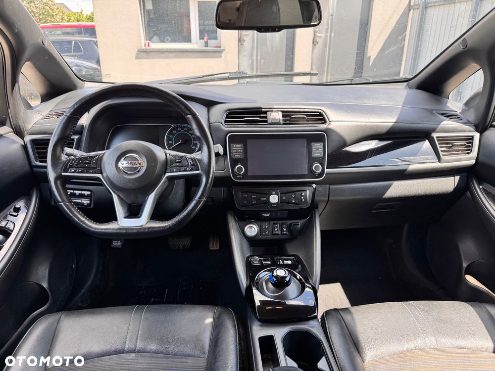 Nissan Leaf Standard - 11