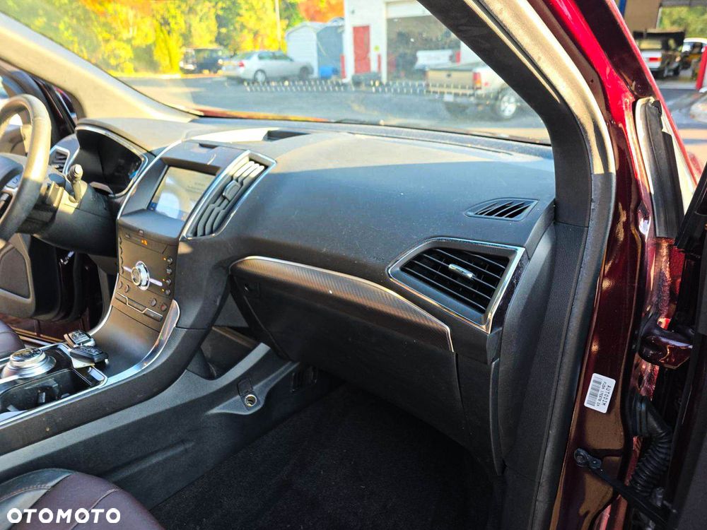 Ford Edge - 15