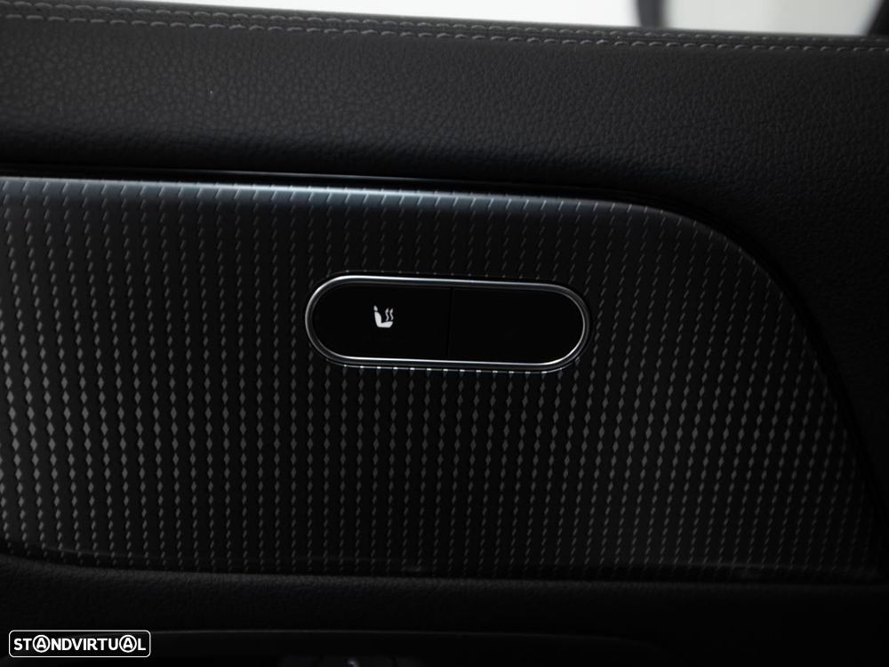 Mercedes-Benz GLA 250 8G-DCT Progressive - 14