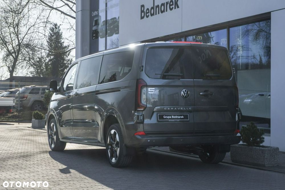Volkswagen Caravelle - 8