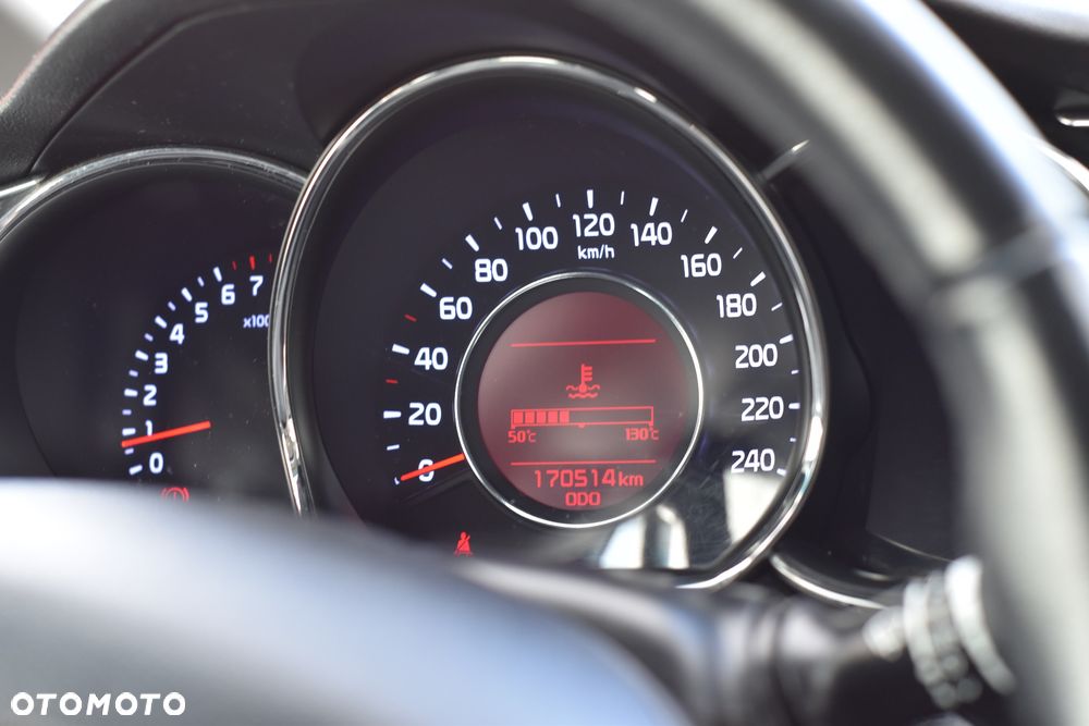 Kia Ceed 1.6 GDI UEFA EURO 2016 - 7