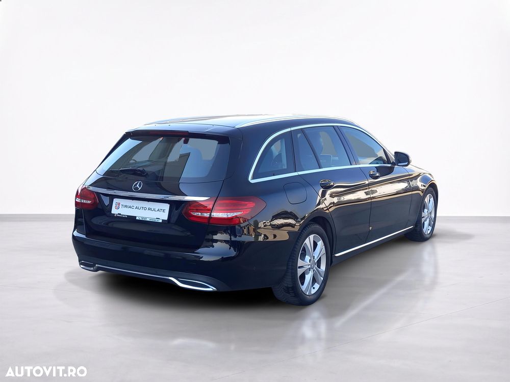 Mercedes-Benz C - 7