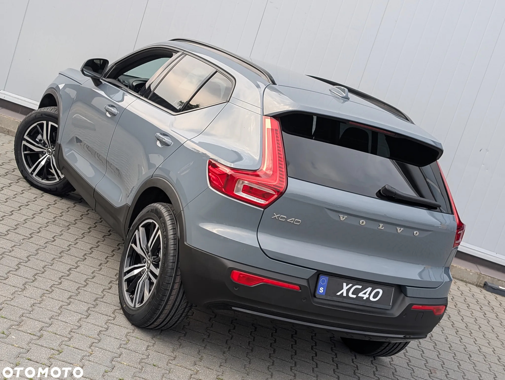 Volvo XC 40 B4 Core - 12
