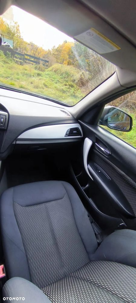 BMW Seria 1 116d - 15