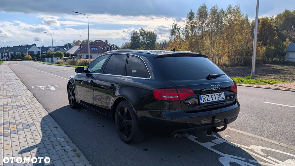 Audi A4 Avant - 7