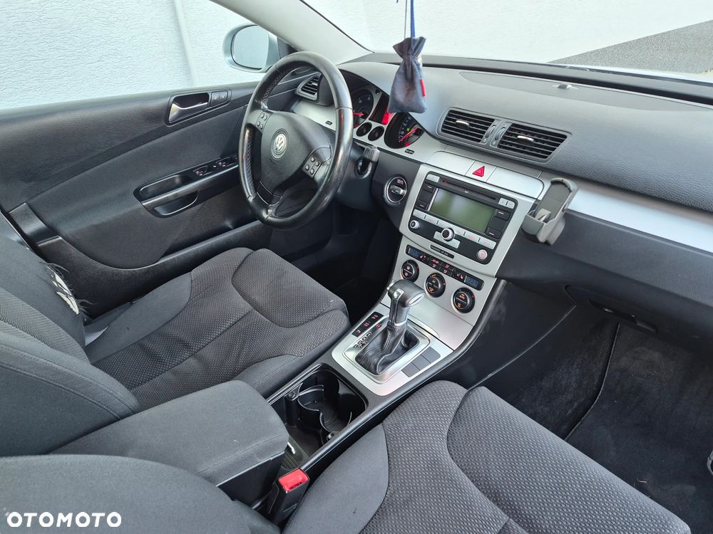 Volkswagen Passat 2.0 TDI DPF Comfortline DSG - 12