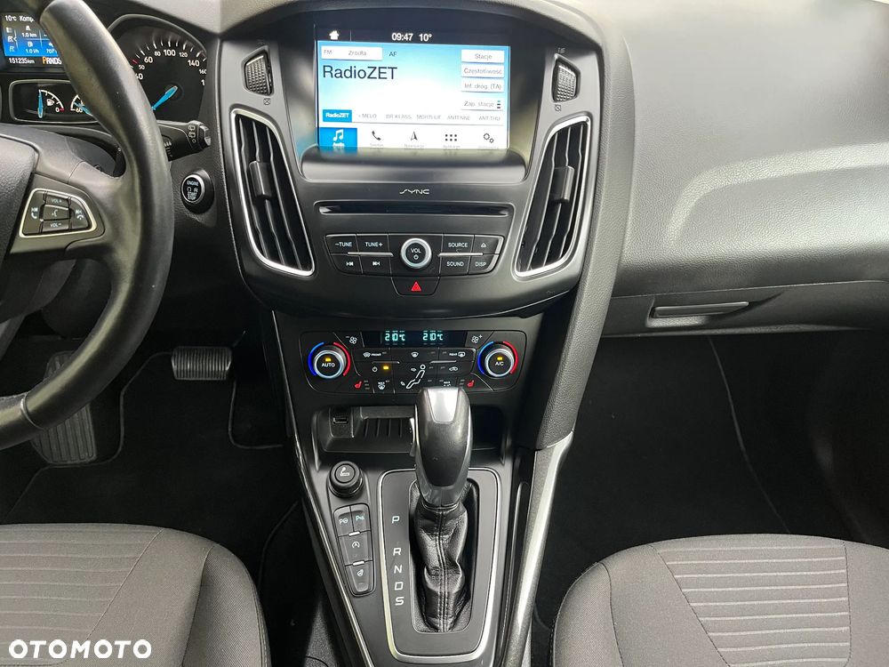 Ford Focus 1.0 EcoBoost STart-Stopp-System TITANIUM - 27