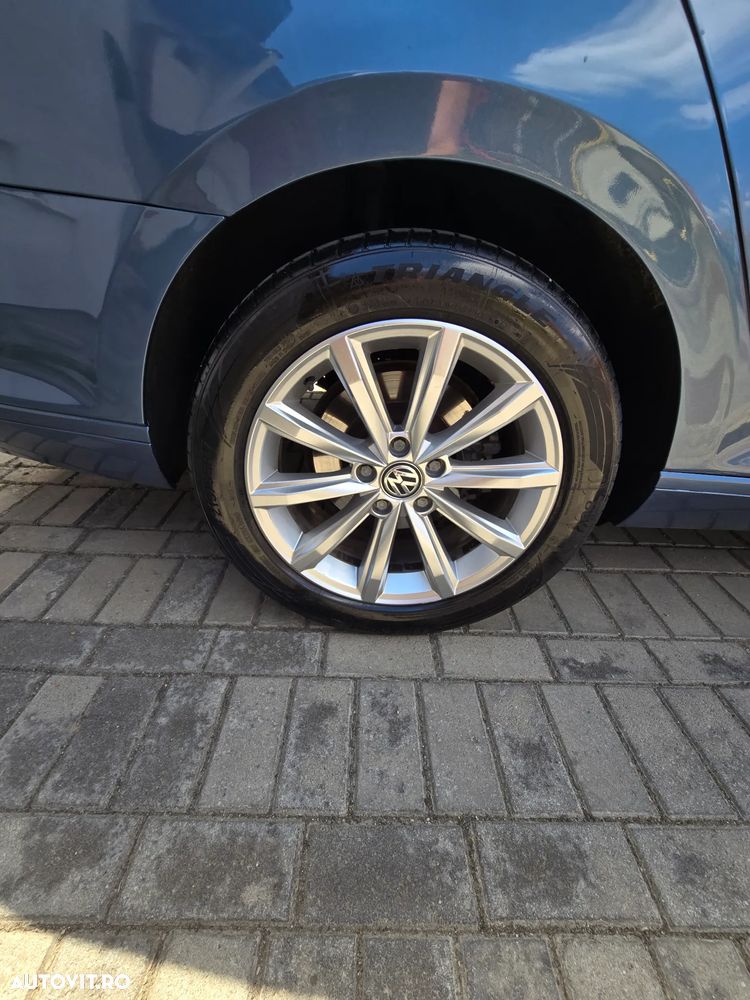 Volkswagen Passat 2.0 TDI Highline - 13