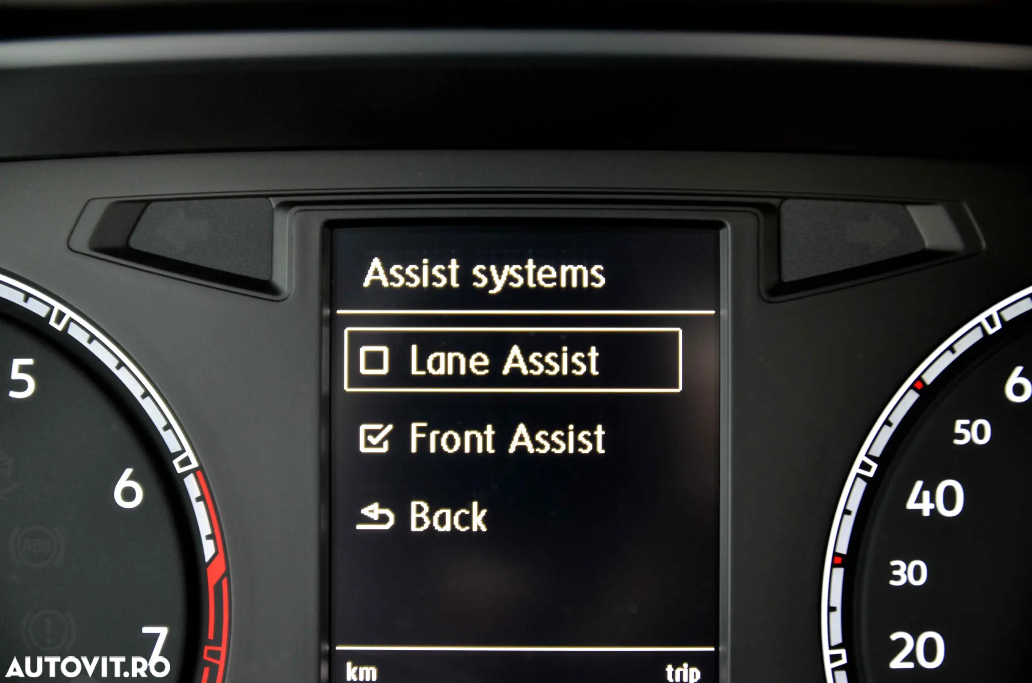 Volkswagen T-ROC 1.5 TSI ACT OPF - 39