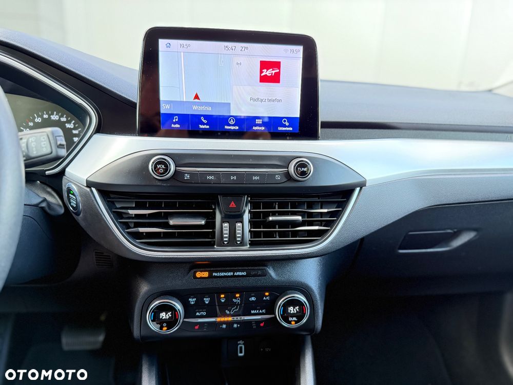 Ford Focus 2.0 EcoBlue Titanium Business - 25