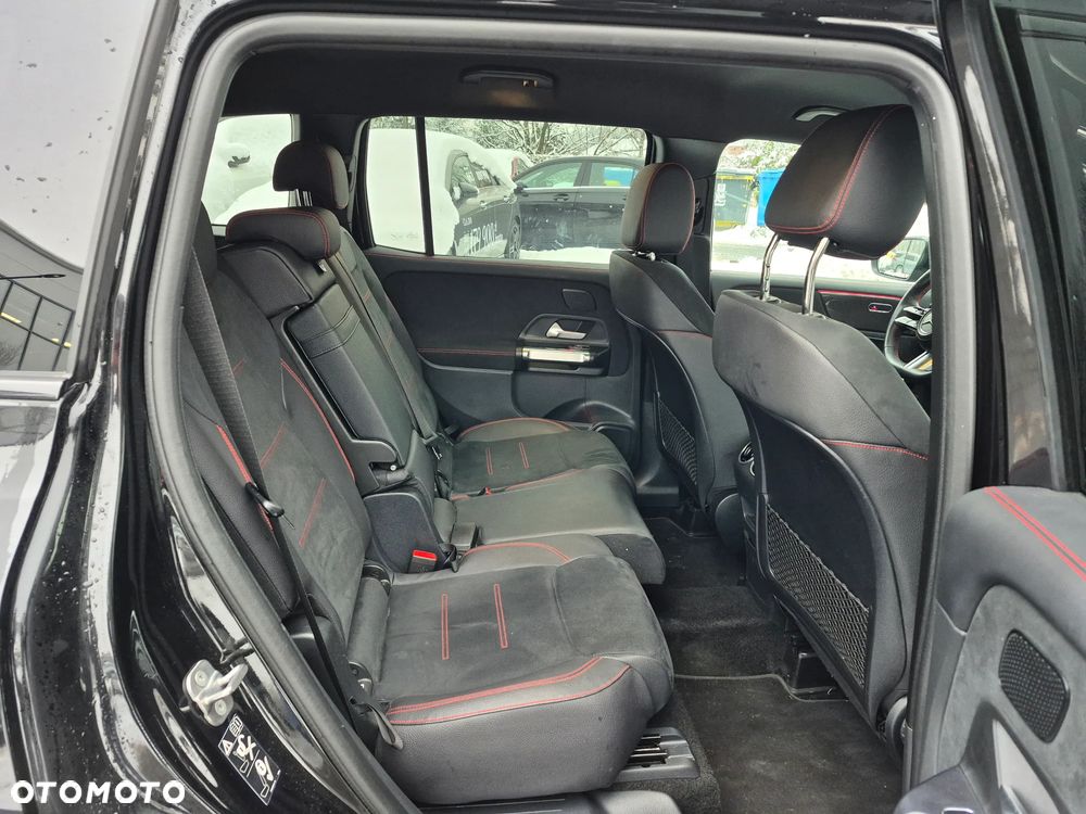 Mercedes-Benz GLB 200 AMG Line 7G-DCT - 31