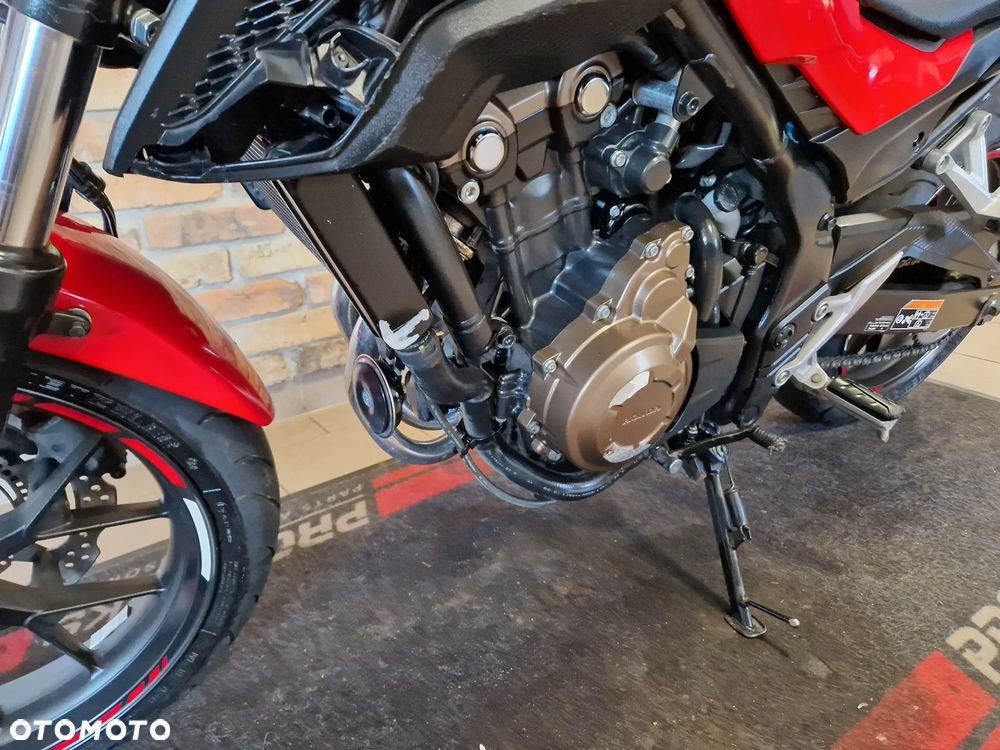 Honda CB - 16