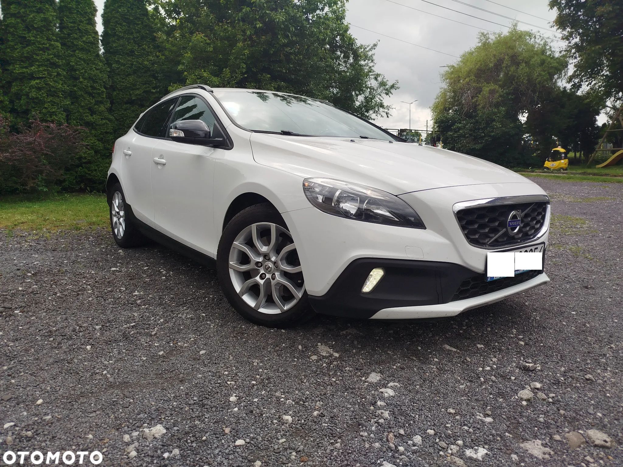 Volvo V40 D3 Momentum - 1