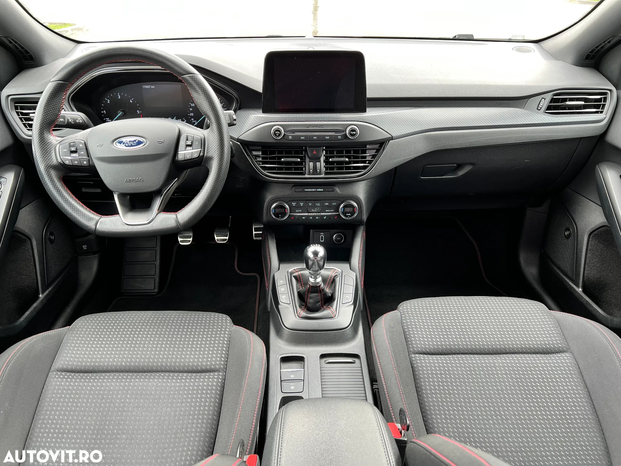 Ford Focus - 10
