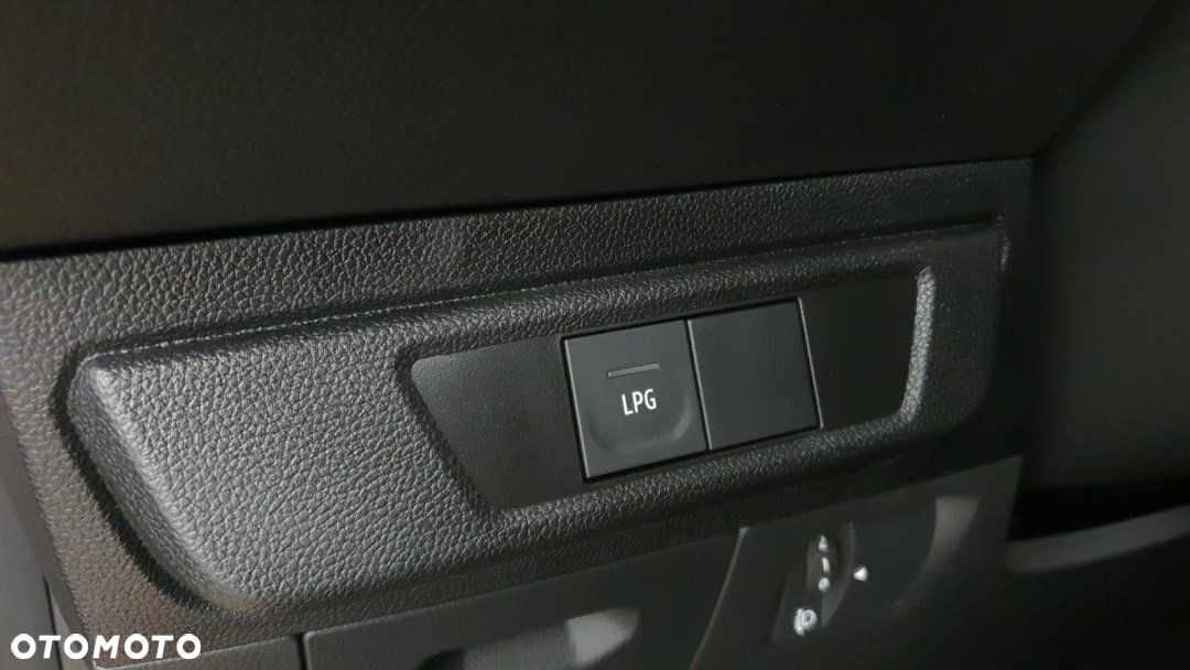 Dacia Sandero - 11