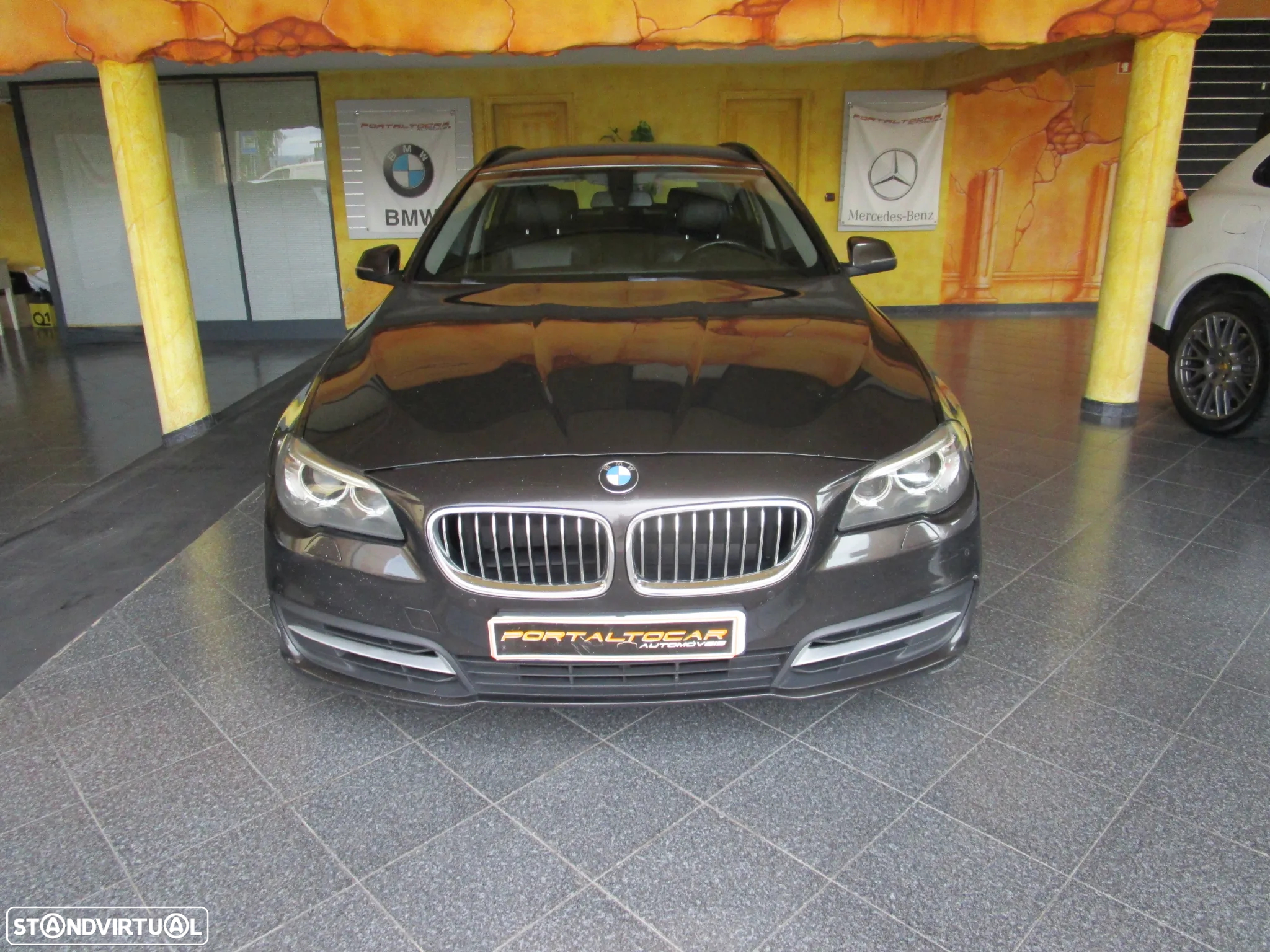 BMW 520 d Touring Aut. Luxury Line - 13