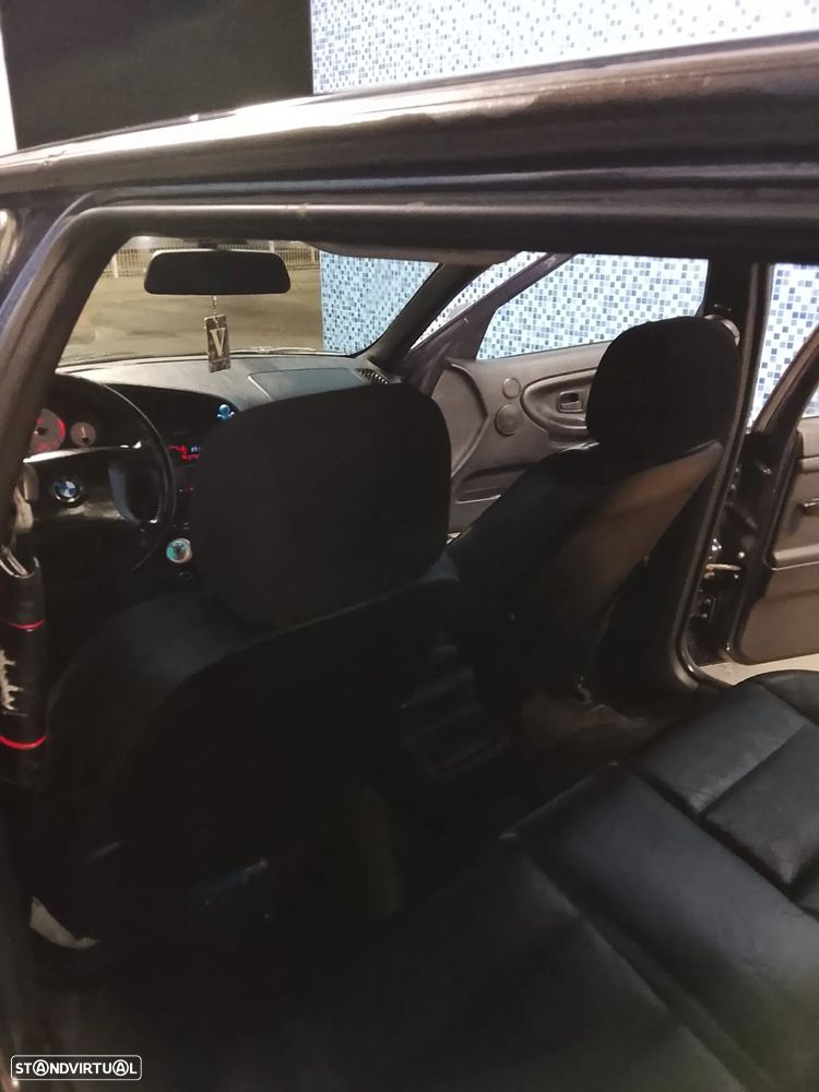 BMW 325 tds Touring - 6