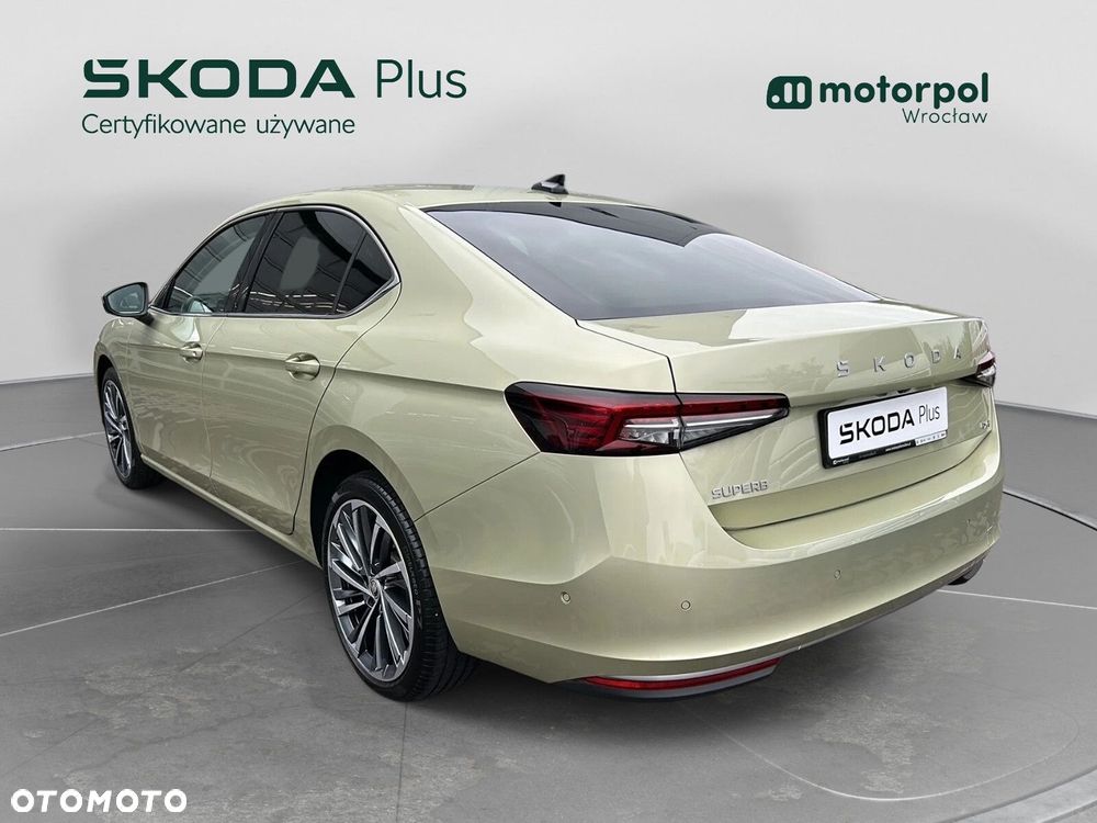 Skoda Superb 2.0 TSI 4x4 L&K DSG - 2