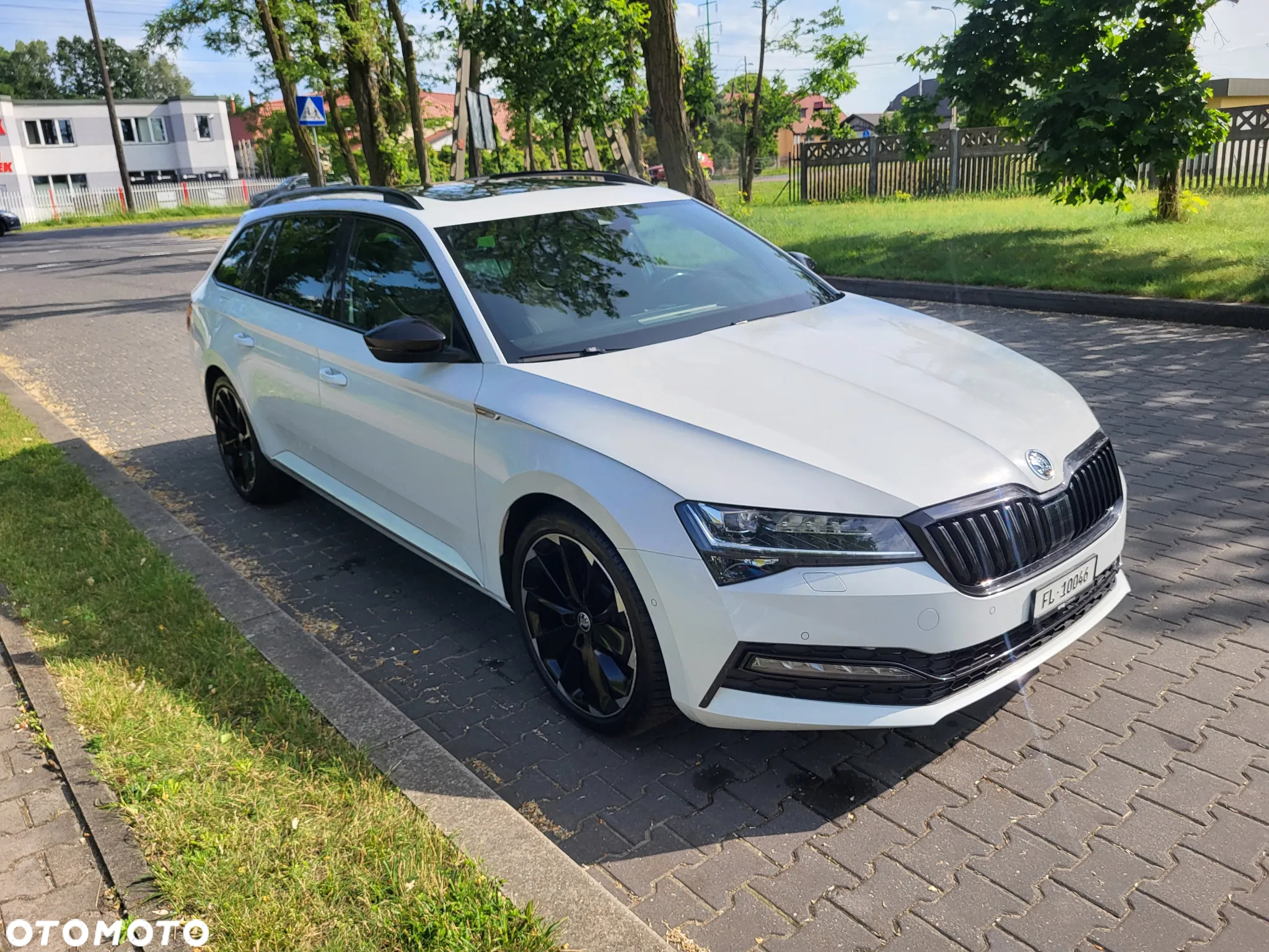 Skoda Superb 2.0 TSI 4x4 DSG Sportline - 10