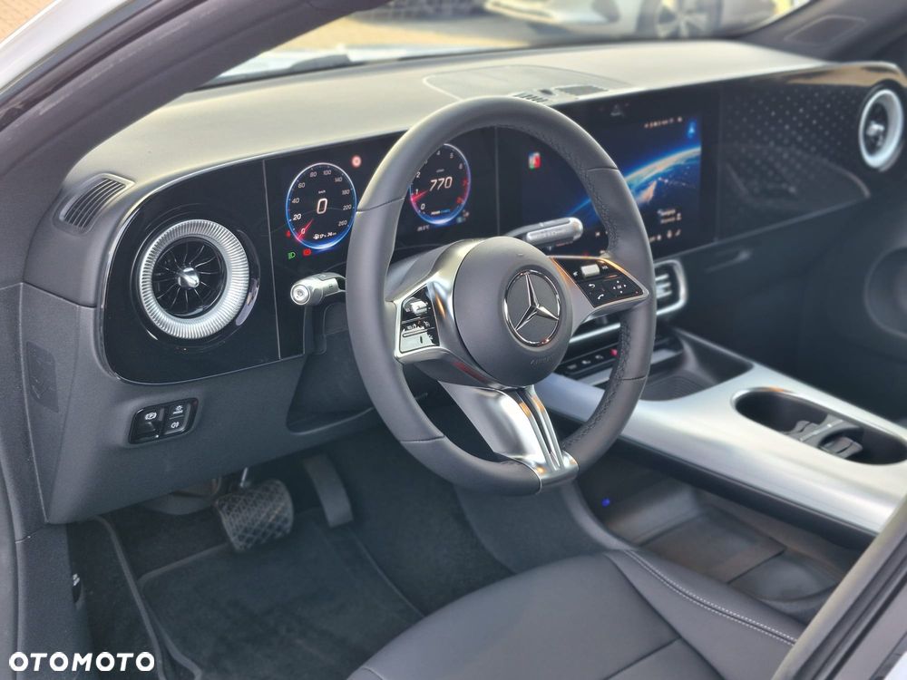 Mercedes-Benz CLA 200 mHEV 8G-DCT - 10
