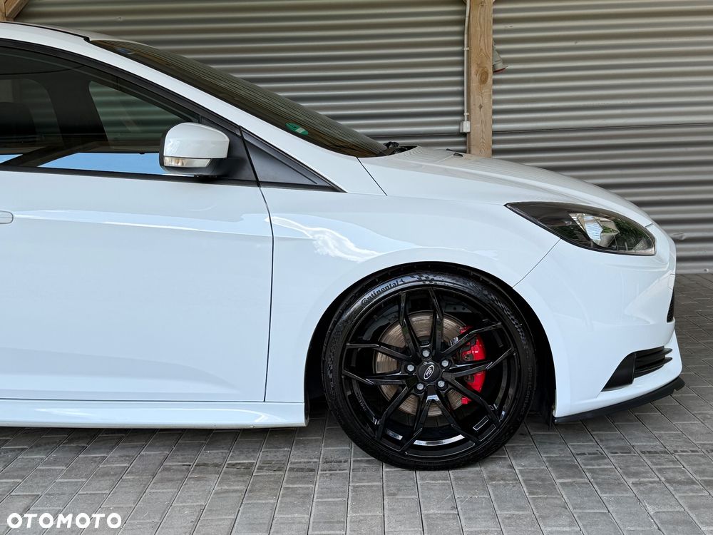 Ford Focus 2.0 EcoBoost ST mit Leder-Exclusiv-Paket - 5