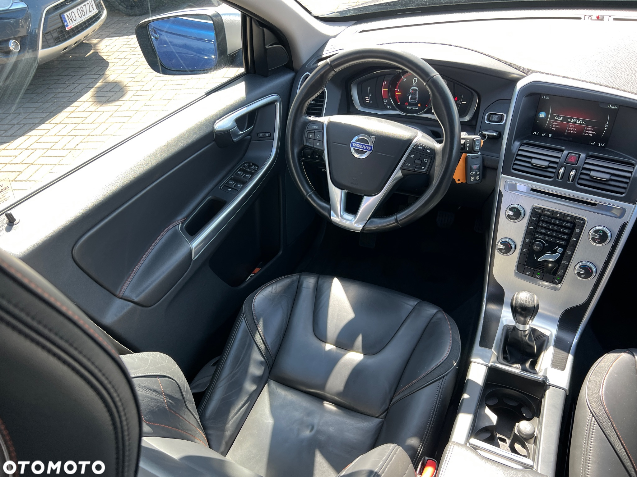 Volvo XC 60 D4 AWD Ocean Race - 26
