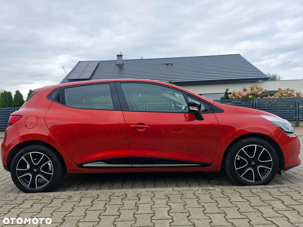Renault Clio 1.2 16V Limited Plus - 18