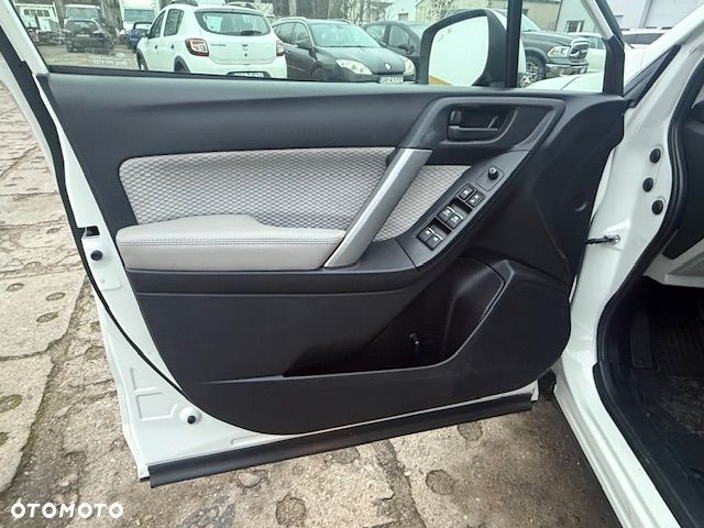 Subaru Forester 2.5X Automatik - 28