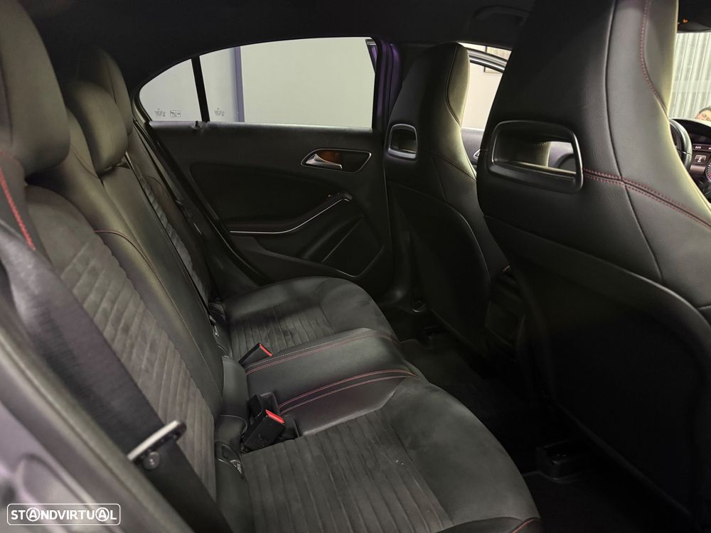 Mercedes-Benz A 180 CDI BE Edition AMG Line - 26