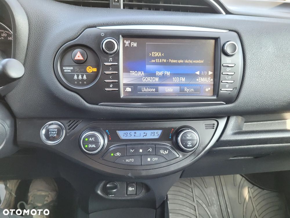 Toyota Yaris - 19