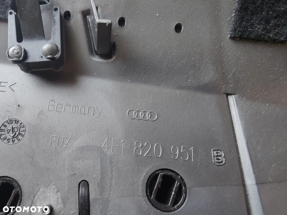 Audi A6 S6 C6 4F KRATKA NAWIEWU ŚRODKOWA 4F1820951 - 4