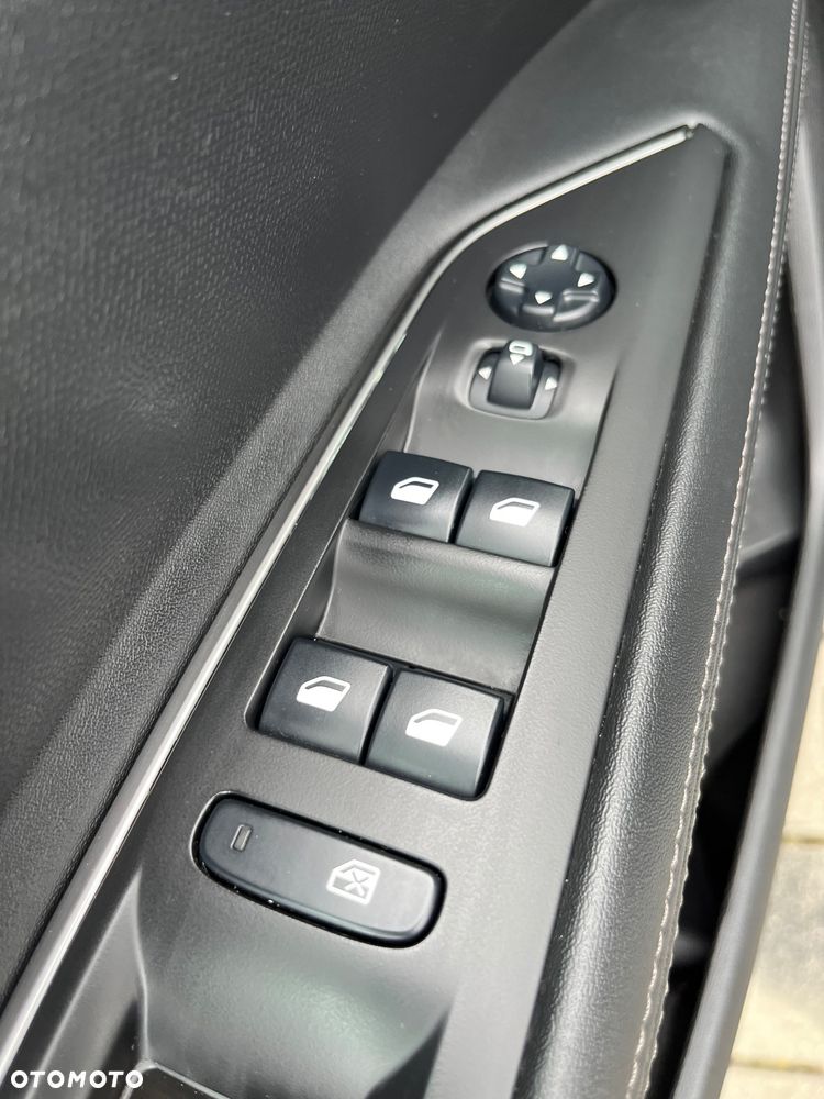 Peugeot 3008 BlueHDi 130 Stop & Start Allure - 26