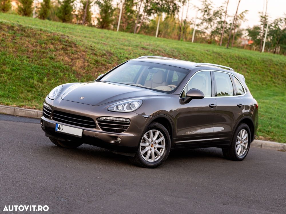 Porsche Cayenne 3.0 L V6 - 18