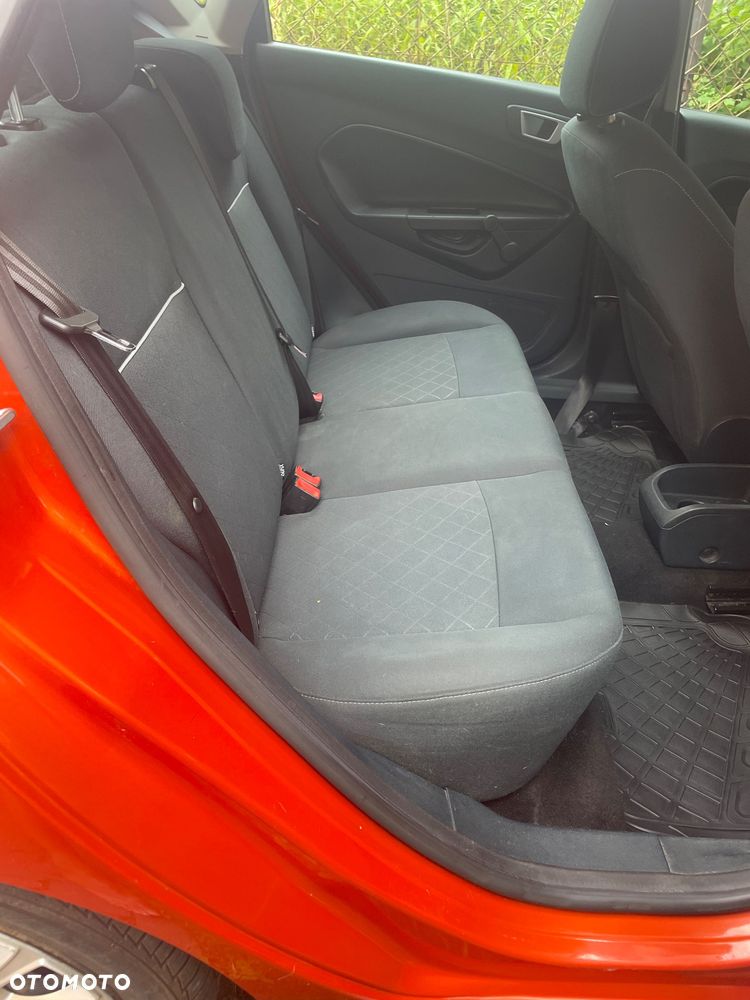 Ford Fiesta - 15