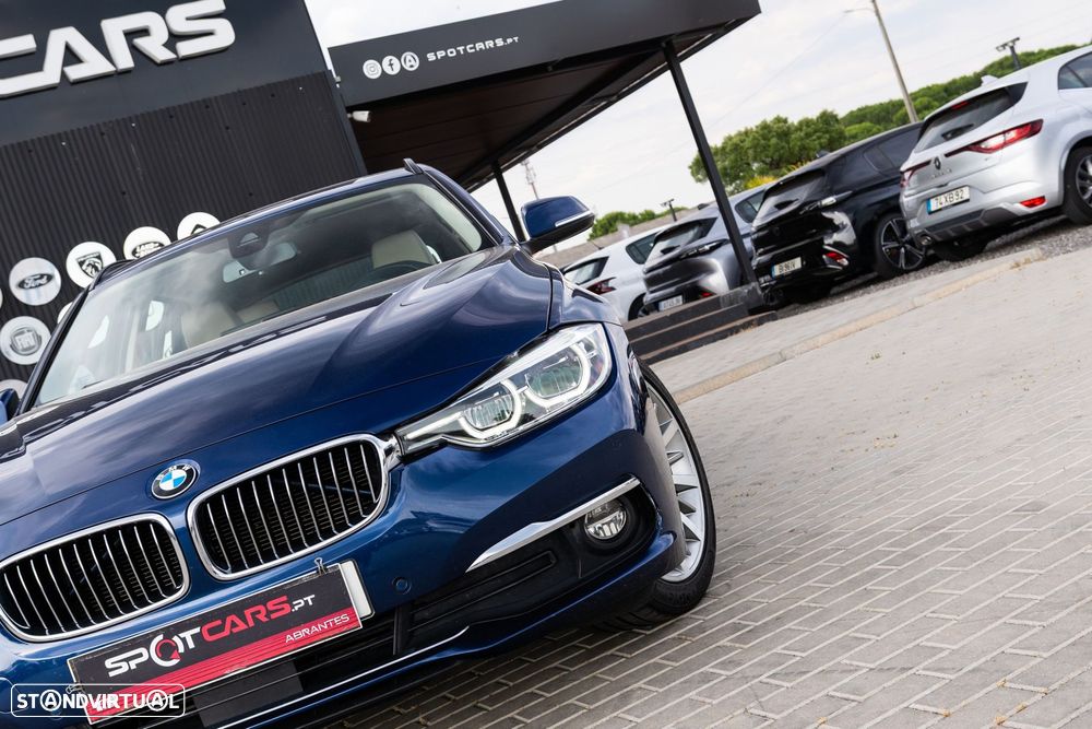 BMW 320 d ED Line Luxury Auto - 3