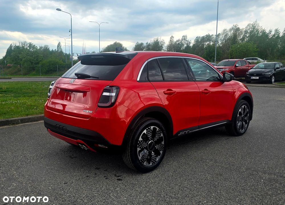 Fiat 600 1.2 Turbo La Prima eDCT - 5