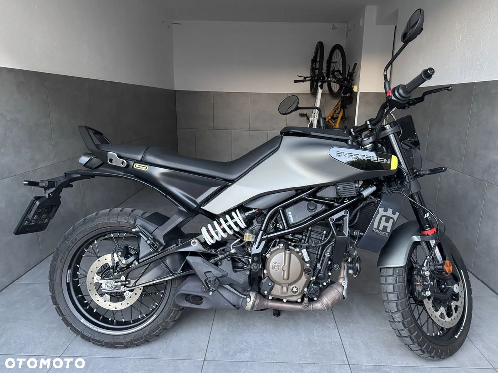 Husqvarna Svartpilen - 4
