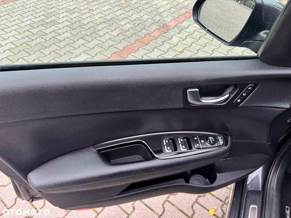 Kia Optima - 17