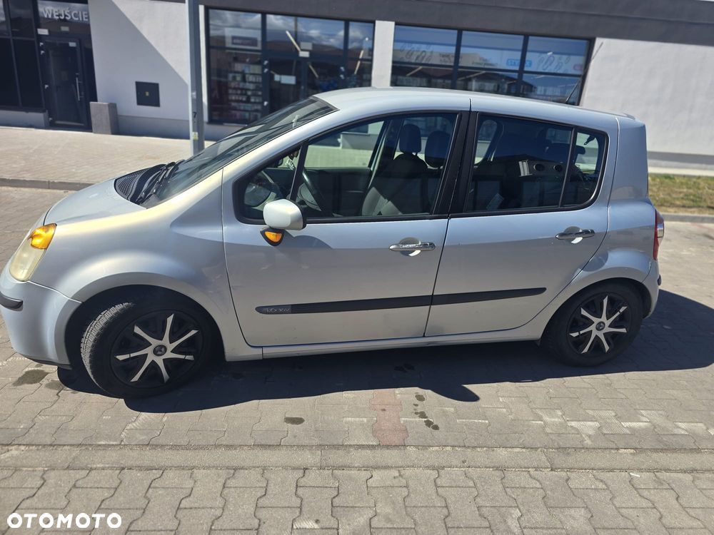 Renault Modus - 9
